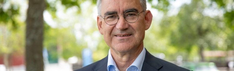 Porträttbild av Tafikverkets generaldirektör Roberto maiorana